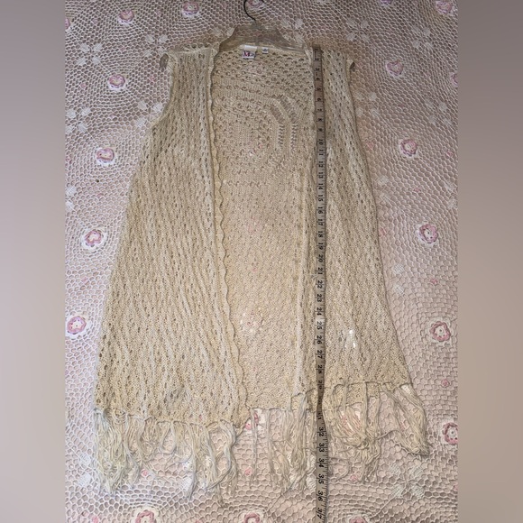 Oh MG! Gently Used Cream Crochet Open-Front Sweater Vest Boho Hippie SZ:M - Picture 5 of 8